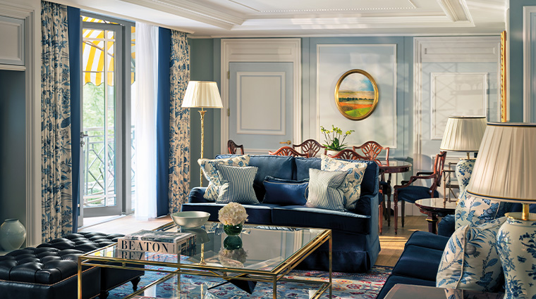 the dorchester Hyde Park Suite living room