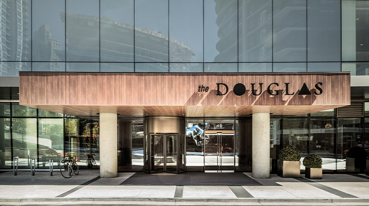 the douglas autograph collection exterior entrance