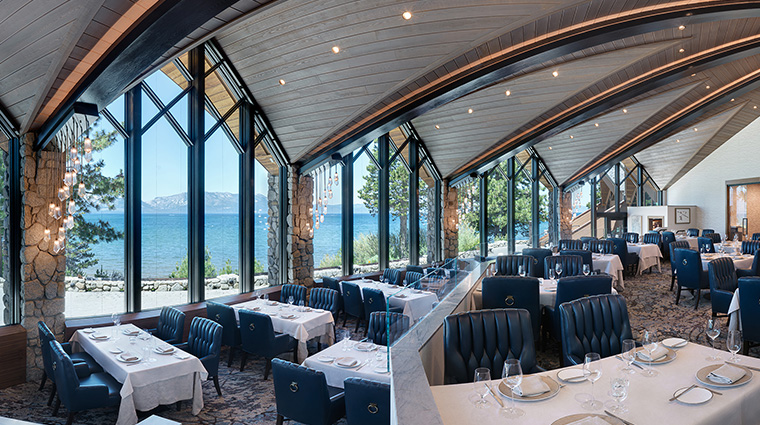 the edge restaurant and lounge main dining room2