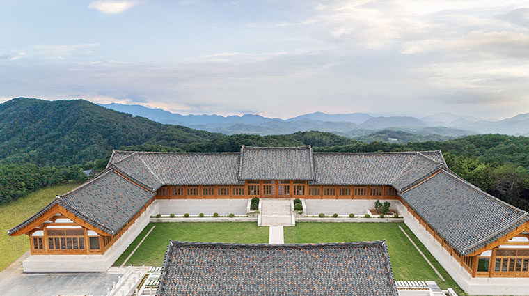 the hanok heritage hotel exterior