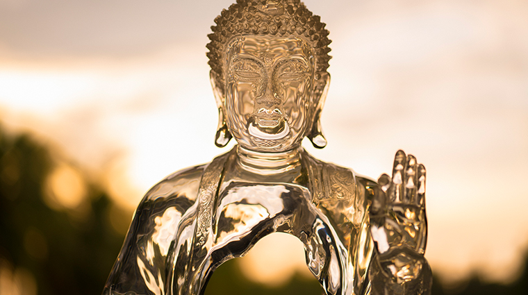 the heart of the earth spa statue