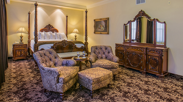 the historic davenport hotel autograph collection governer suite