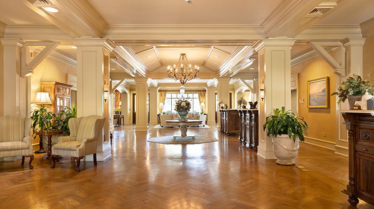 the inn club at harbour town3