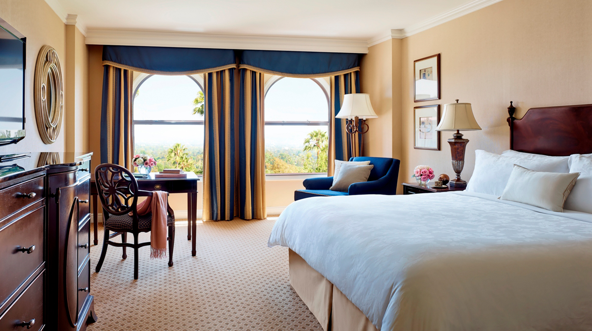 hotel rooms in pasadena ca