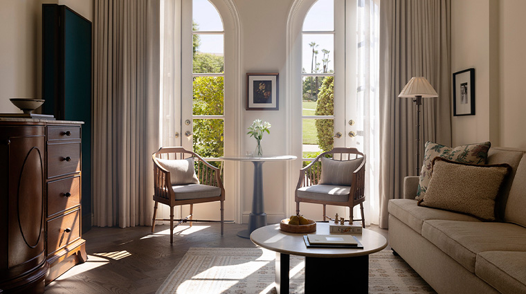 the langham huntington pasadena club executive suite living room new