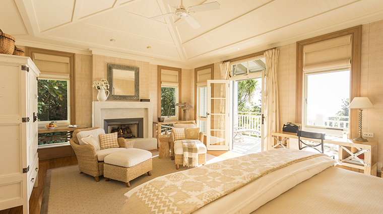 the lodge at kauri cliffs deluxe family suite master bedroom