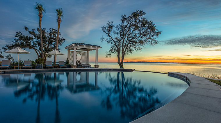 the lodge at sea island infinity pool