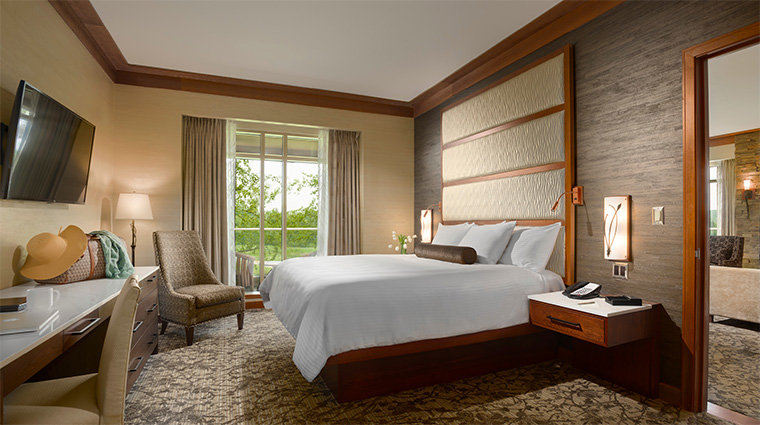 the lodge at turning stone resort casino guestroom2023