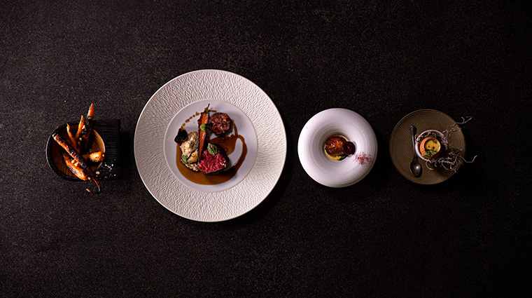 the lodge and spa at brush creek ranch dining