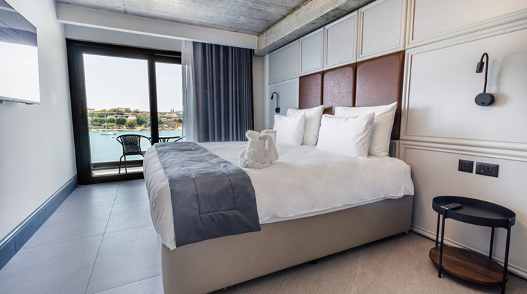 the londoner hotel sliema deluxe seaview