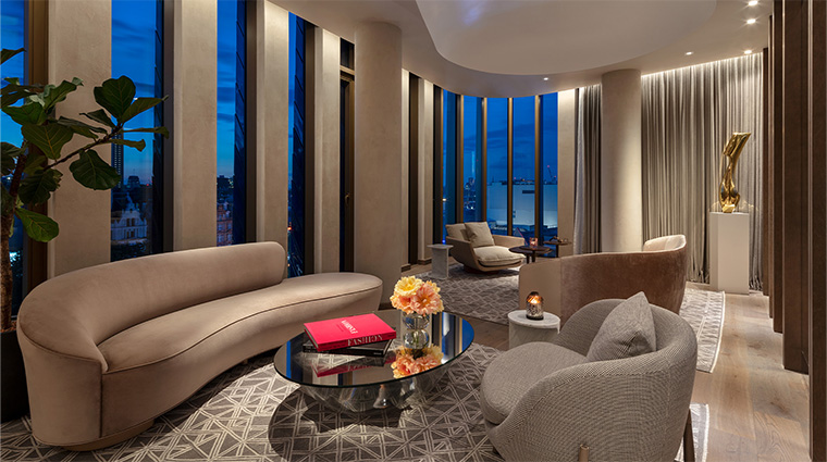 the londoner penthouse suite2