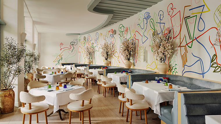 the maybourne beverly hills terrace2