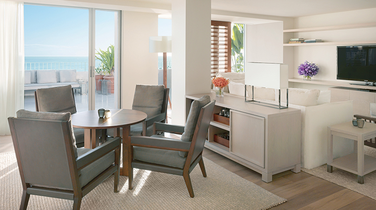 the modern honolulu by diamond resorts penthouse living room