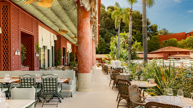 06the monte carlo beach outdoor dining