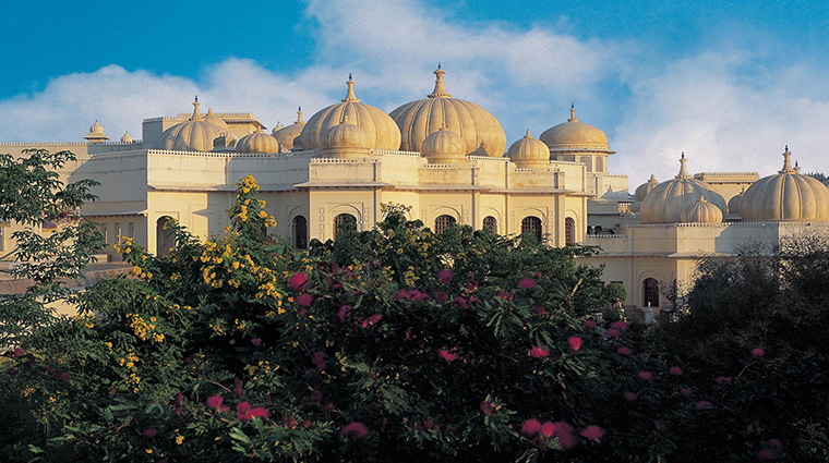 the oberoi udaivilas udaipur exterior