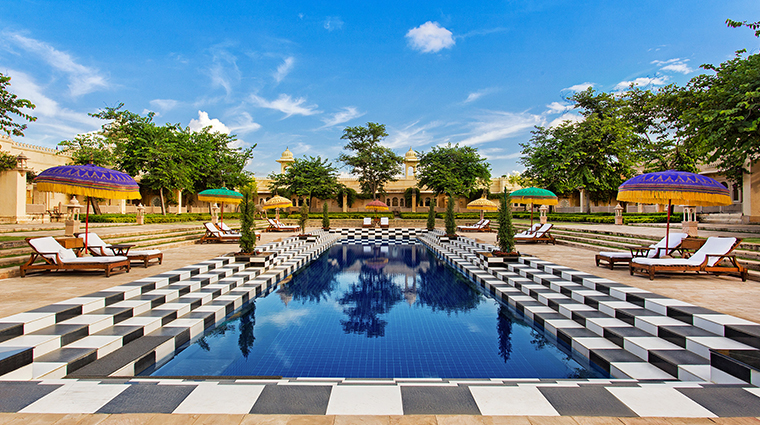 the oberoi udaivilas udaipur swimming pool