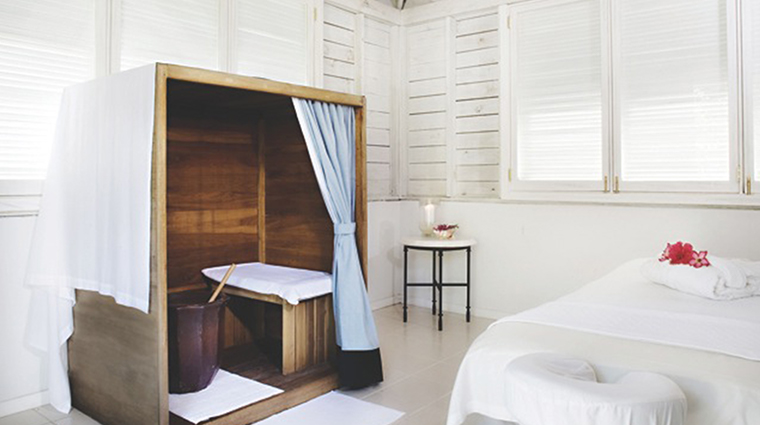 the palms turks and caicos spa treatment room