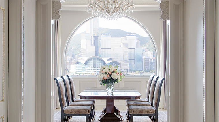 the peninsula hong kong the marco polo suite entrance