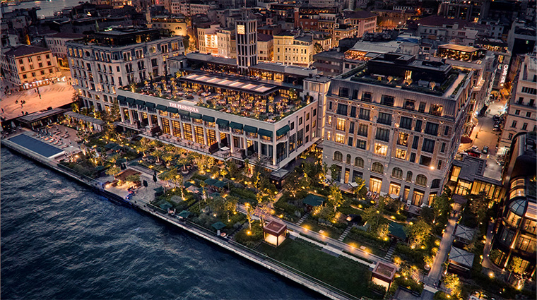 the peninsula istanbul exterior night