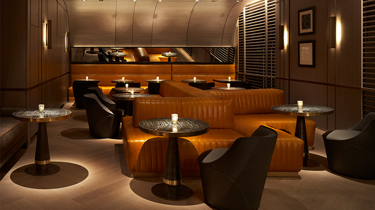 the peninsula new york Dining Bar at Clement Seating