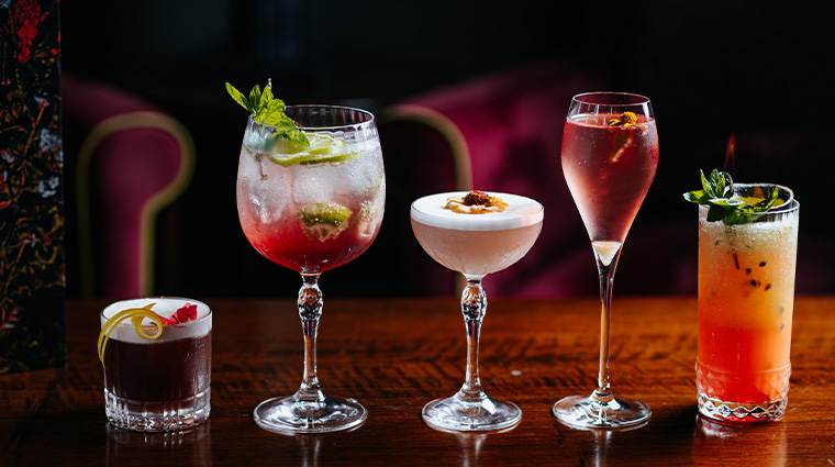 the phoenicia malta the club bar cocktails