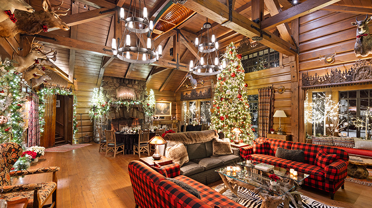 the point holiday decor