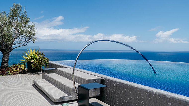 the reserve rooftop swimpool