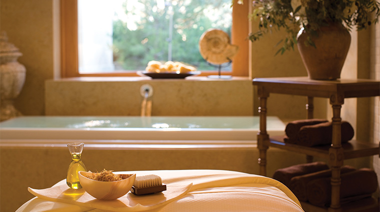 PropertyImage TheResortatPelicanHill Hotel Spa 1 CreditTheIrvineCompanyResortProperties