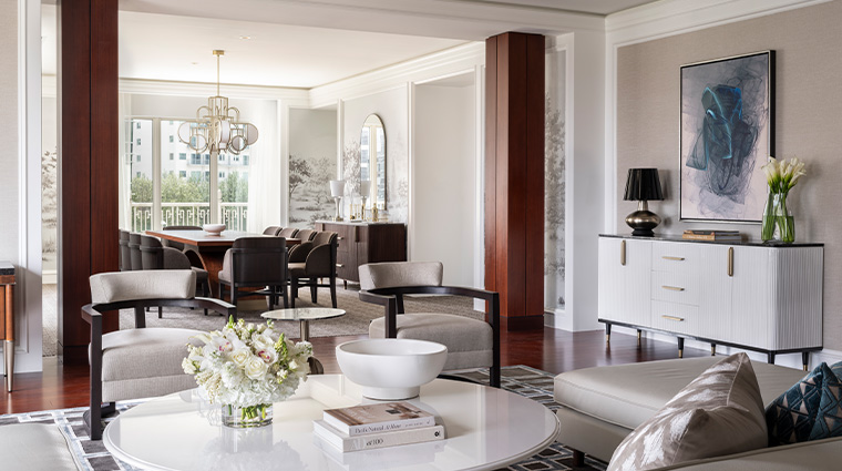 the ritz carlton dallas suite living