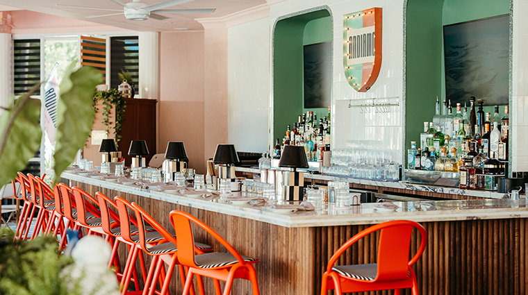 ritz carlton grand cayman andiamo circolo sportivo bar