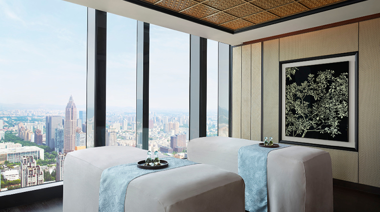 the ritz carlton nanjing spa couples treatment room