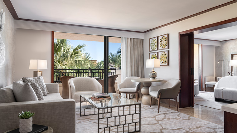 3the ritz carlton rancho mirage guestroom