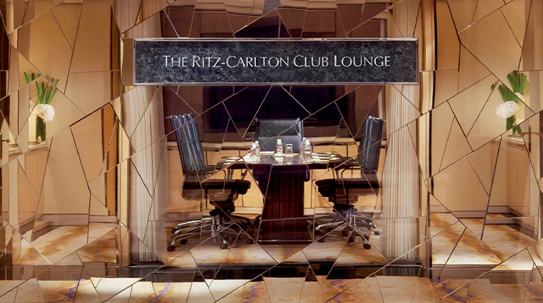 Property TheRitzCarltonShanghaiPudong Hotel PublicSpaces TheRitzCarltonClubLounge TheRitzCarltonHotelCompanyLLC
