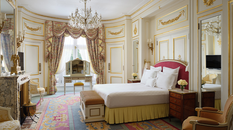 the ritz london Trafalgar Suite Bedroom