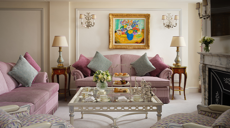 the ritz london green park suite lounge