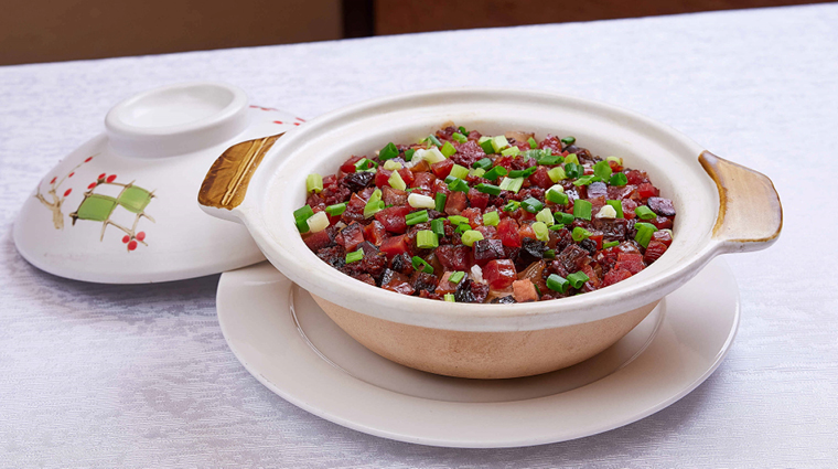 the royal garden chinese restaurant claypot rice with preserved sausages