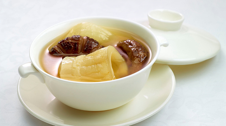 the royal garden chinese restaurant double boiled fish maw and mushroom soup