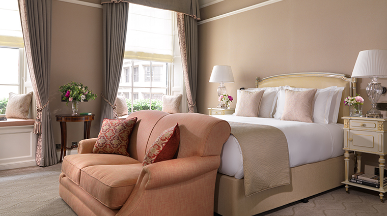 the shelbourne dublin a renaissance hotel Princess Grace suite main bedroom
