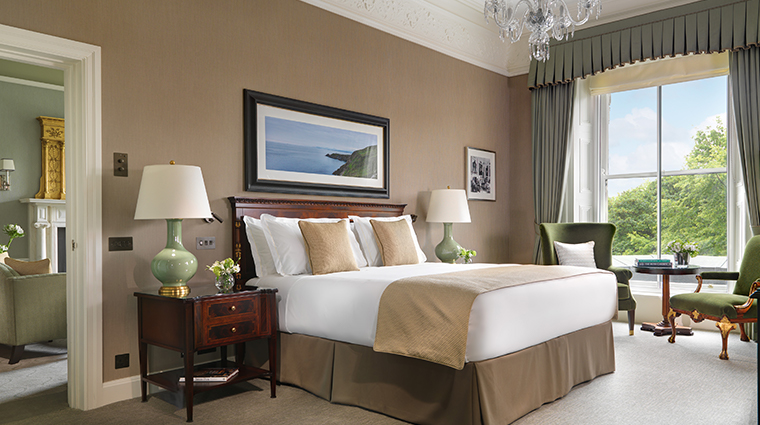 the shelbourne dublin a renaissance hotel one bedroom suite