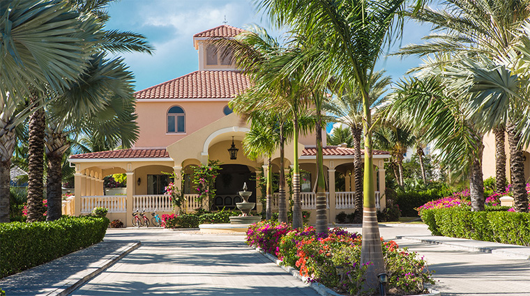 the somerset on grace bay front circle