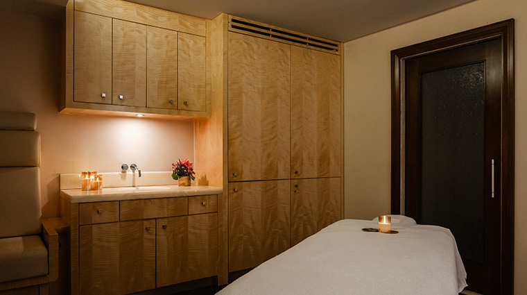 the spa at beverly wilshire treatment room