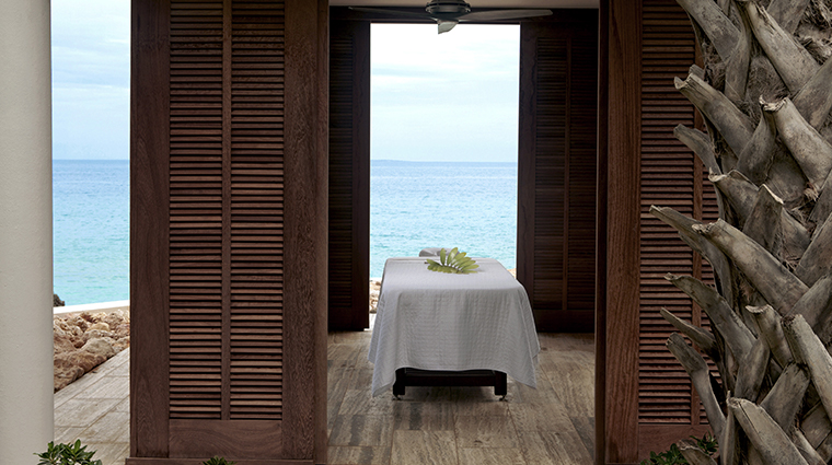 four seasons resort and residences anguilla treamtent room
