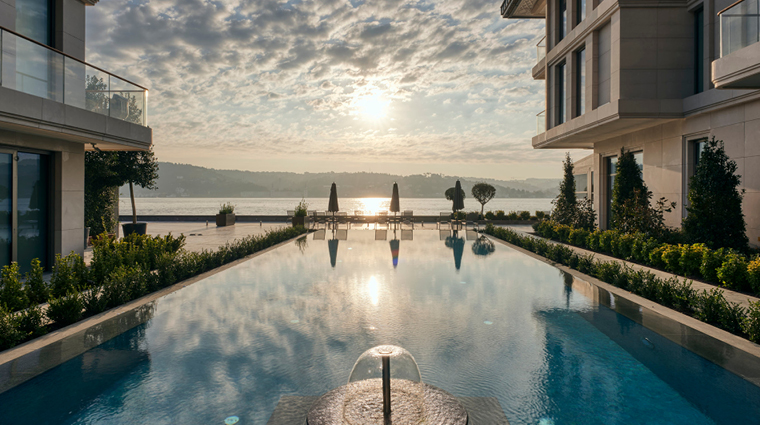 the spa at mandarin oriental bosphorus istanbul spa pool