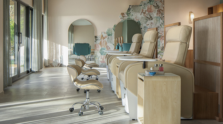 the spa at peter island salon