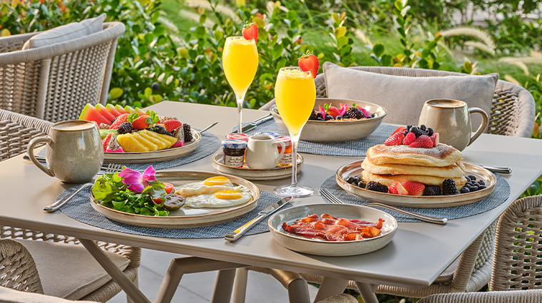 the st regis aruba resort eskama food