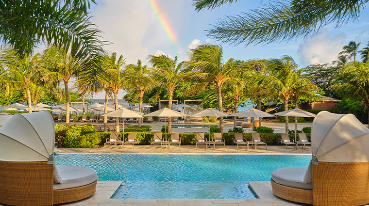 the st regis aruba resort pool chairs