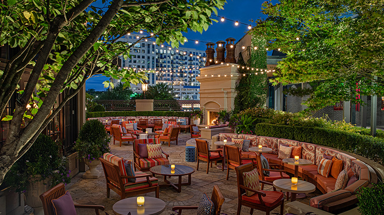 the st regis atlanta bar terrace