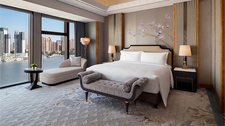 the st regis on the bund shanghai metropolitan suite bedroom