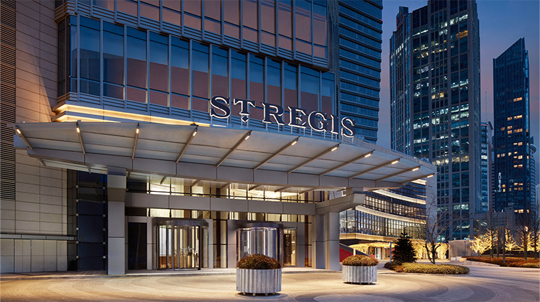 the st regis qingdao hotel entrance