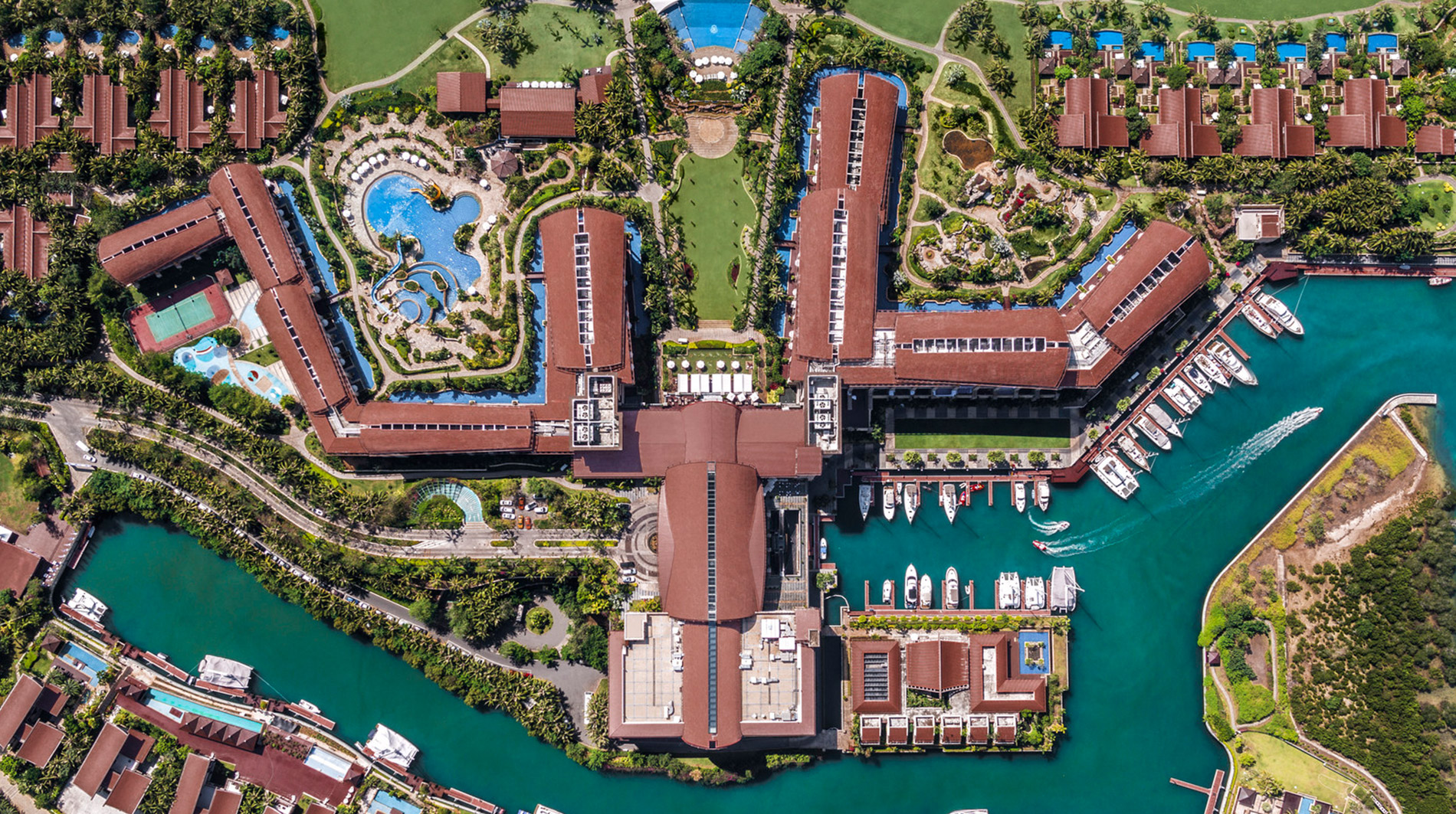 The St. Regis Sanya Yalong Bay Resort - Sanya Hotels - Sanya, China ...